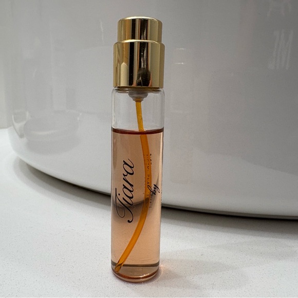 House of Sillage Tiara Travel Size - Picture 1 of 9